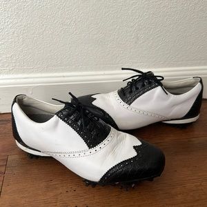 Footjoy Women’s LoPro Black/White Wingtip Golf Shoes